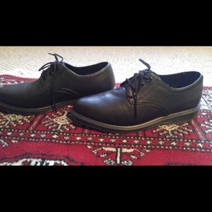 Black Trulia Dr. Martens UK6/Ladies 8/Men 7